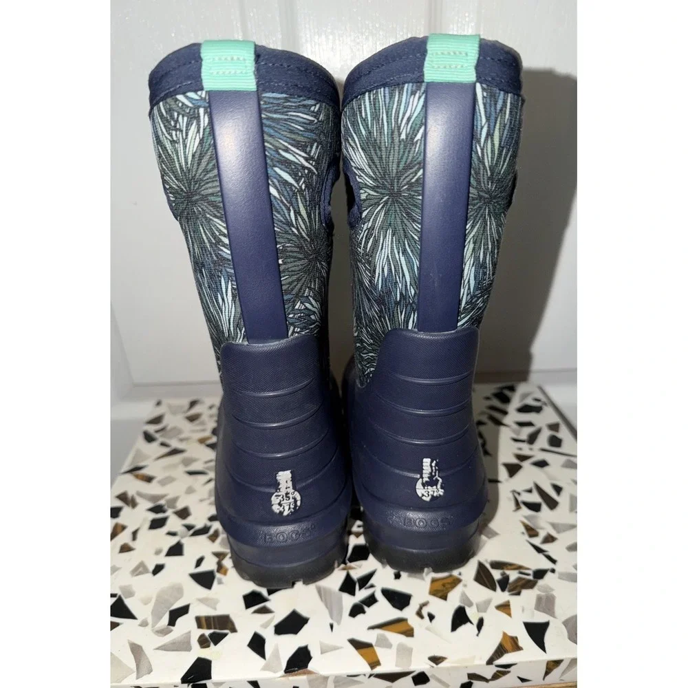 Bogs Kids Neo Classic Firework Floral Kids Size 1 Youth Little Kid Blue Boots